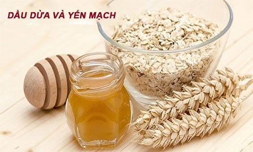 Mẹo 3: Kết hợp dầu dừa với bột yến mạch để tắm cho bé 1