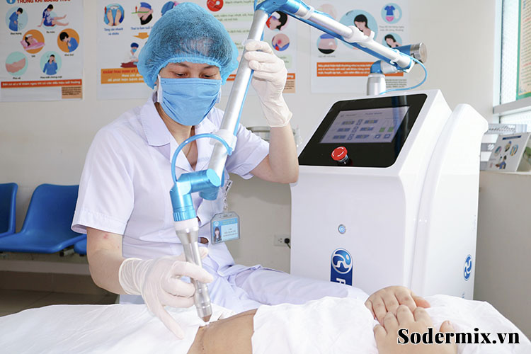 Phương pháp chiếu tia Plasma lạnh lên vết mổ đẻ 1